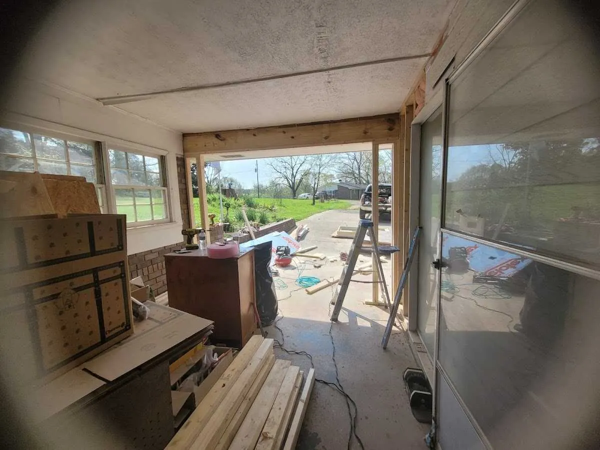 Air movers and dehumidifier for Water Mitigation Services in Horizon West